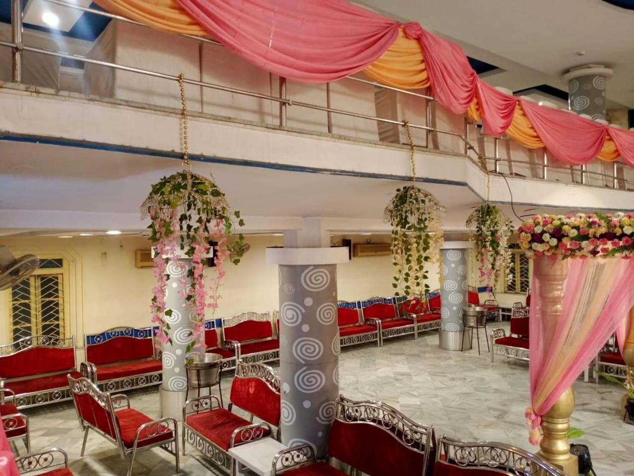 Shivangan Hotel And Banquet コルカタ エクステリア 写真