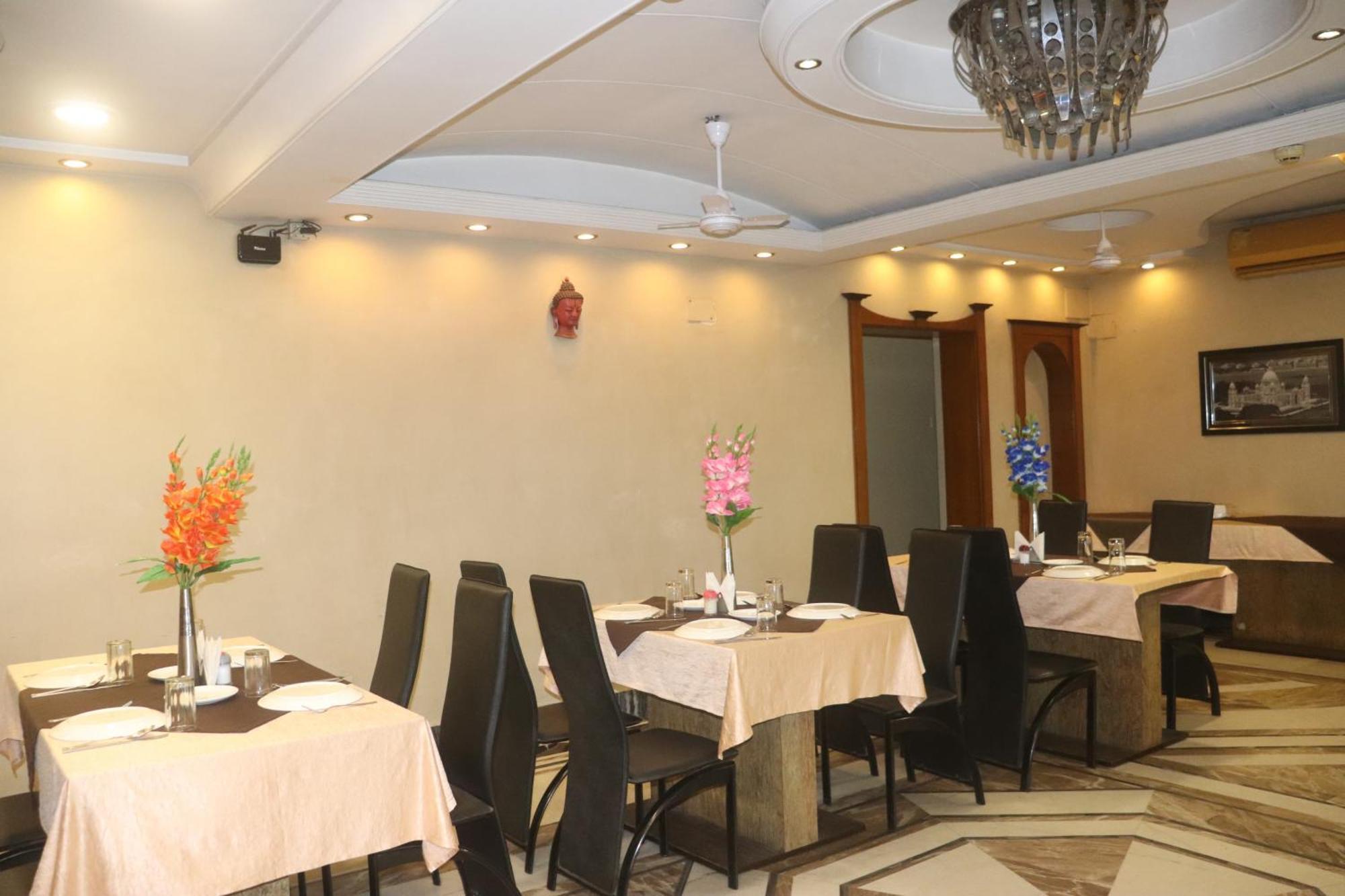 Shivangan Hotel And Banquet コルカタ エクステリア 写真